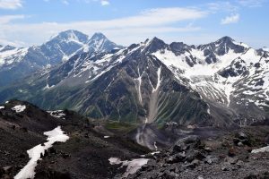 Widok na góry Elbrus