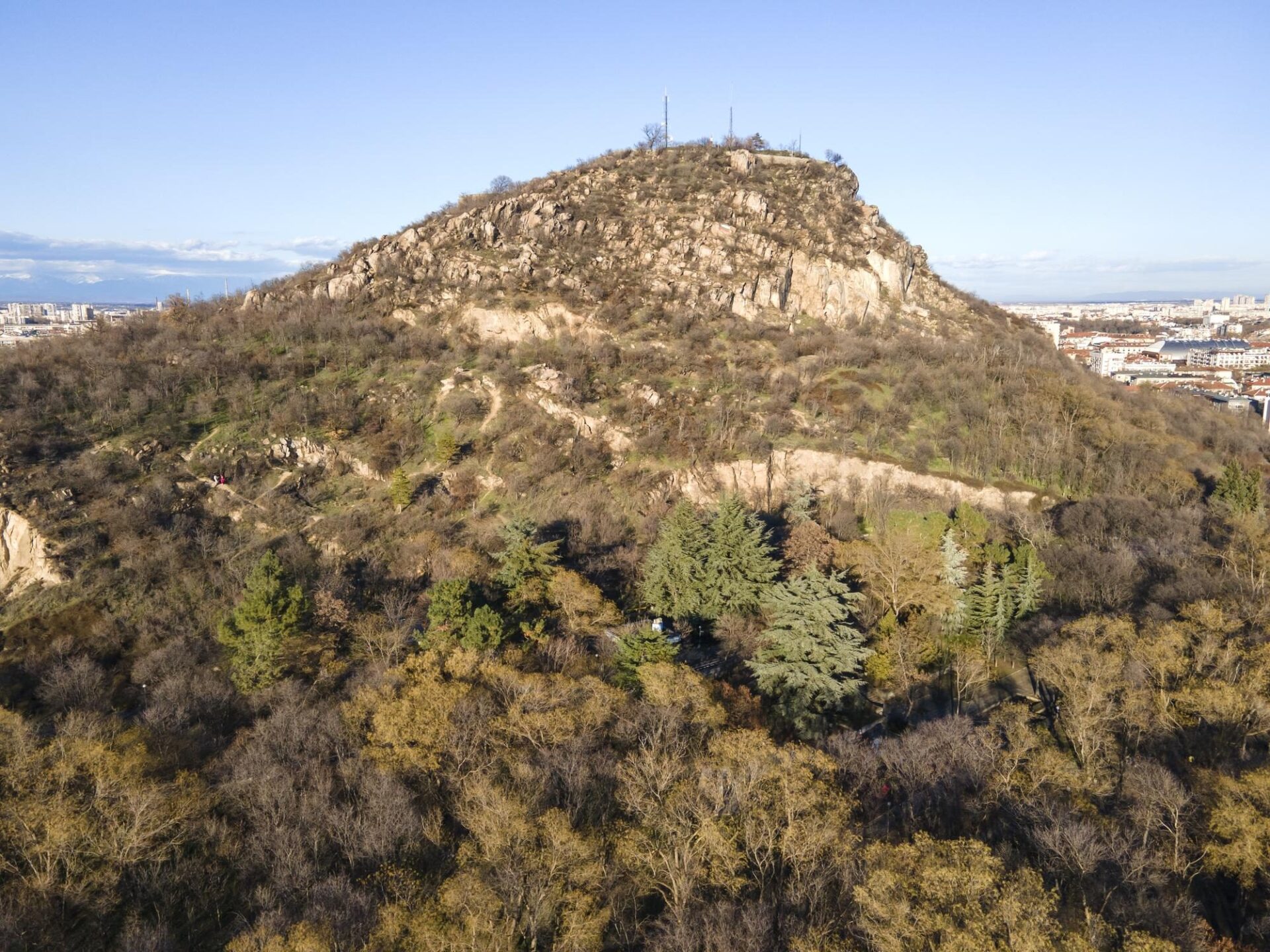 Przyroda i krajobraz Monte San Giorgio – praktyczny przewodnik po „górze