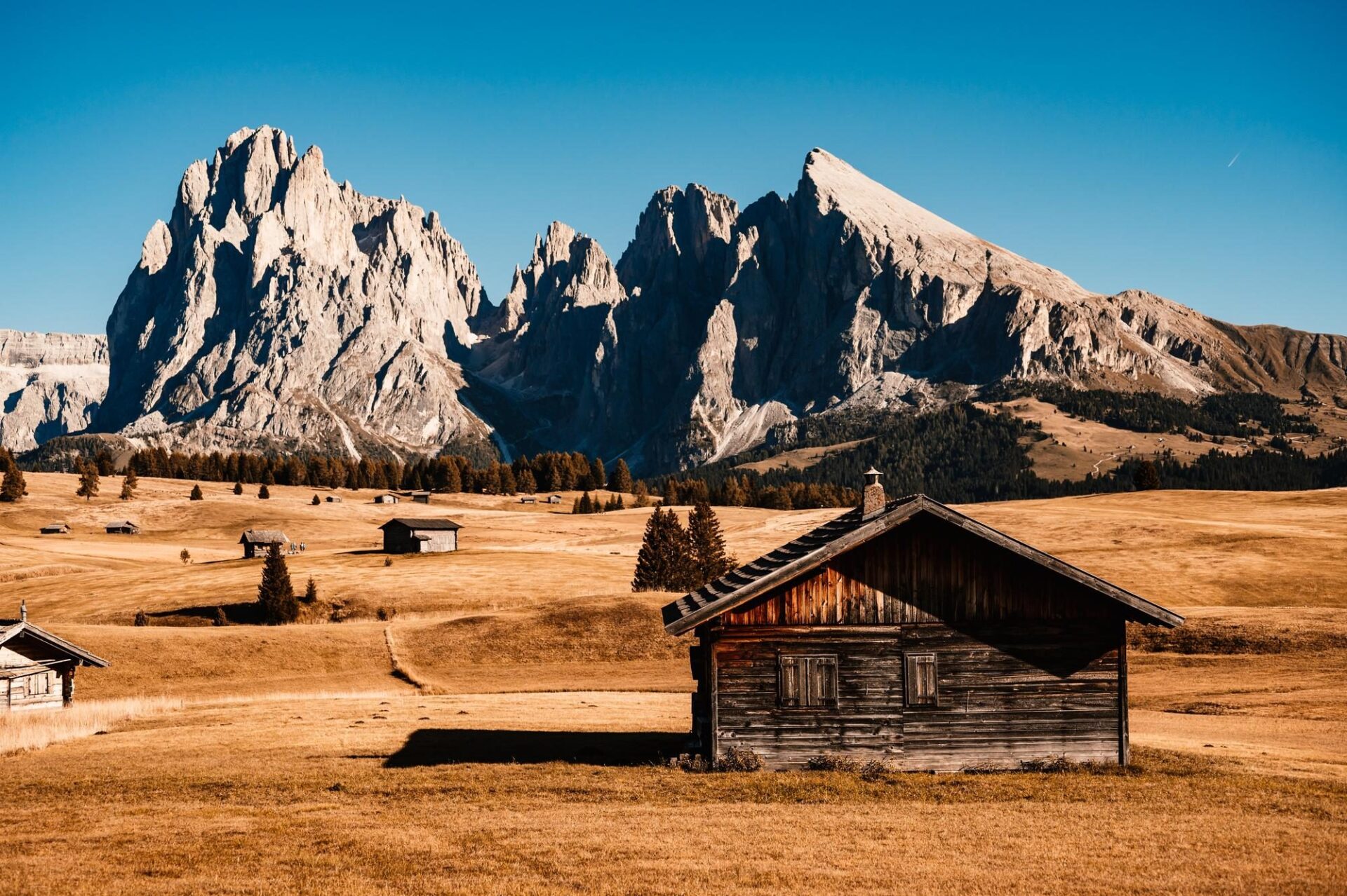 Atrakcje turystyczne w Western Tien-Shan – praktyczny przewodnik po górskim raju