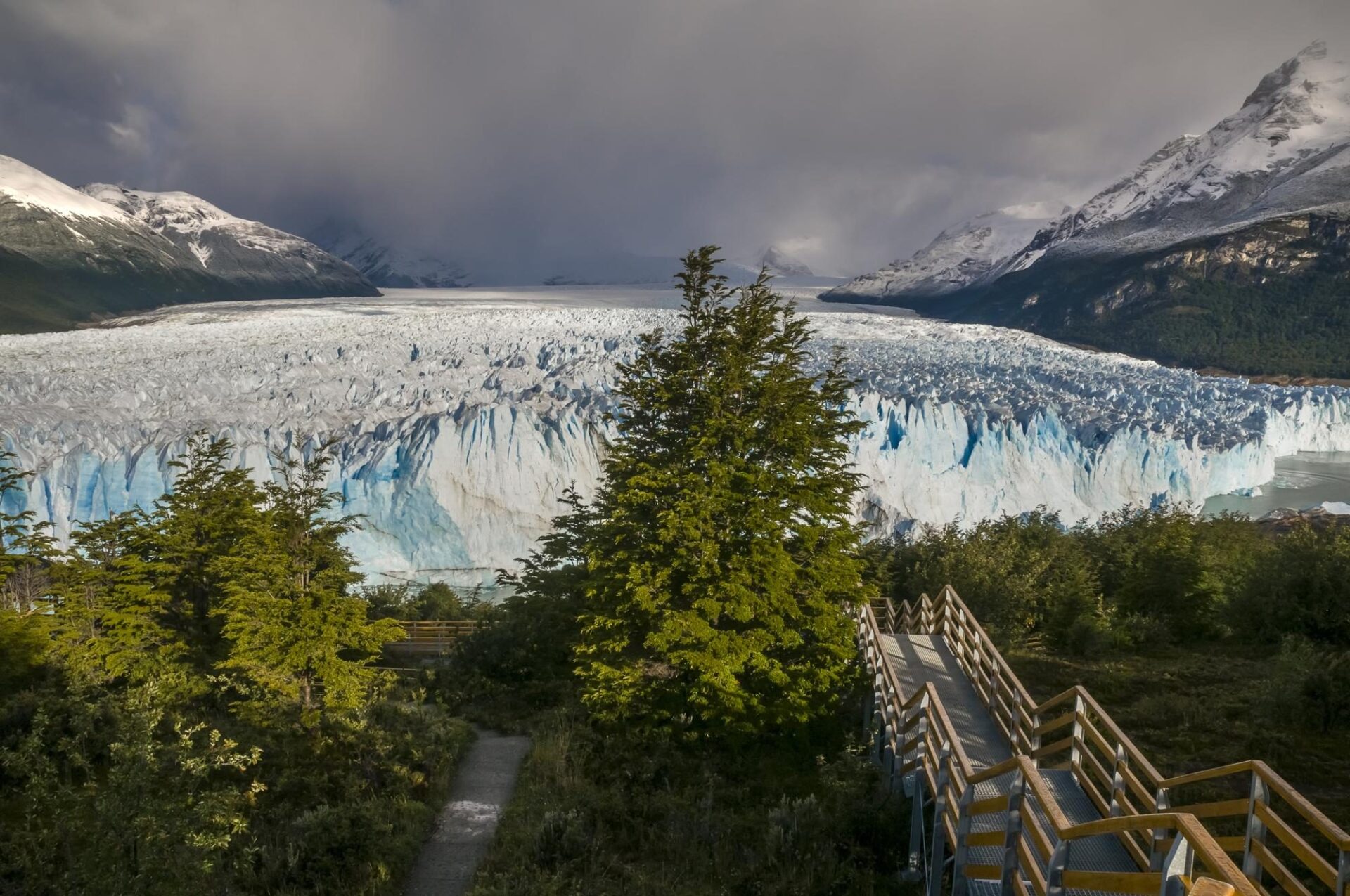 Przyroda i krajobraz Park Narodowy Los Glaciares – Jak zwiedzać, kiedy jechać i co